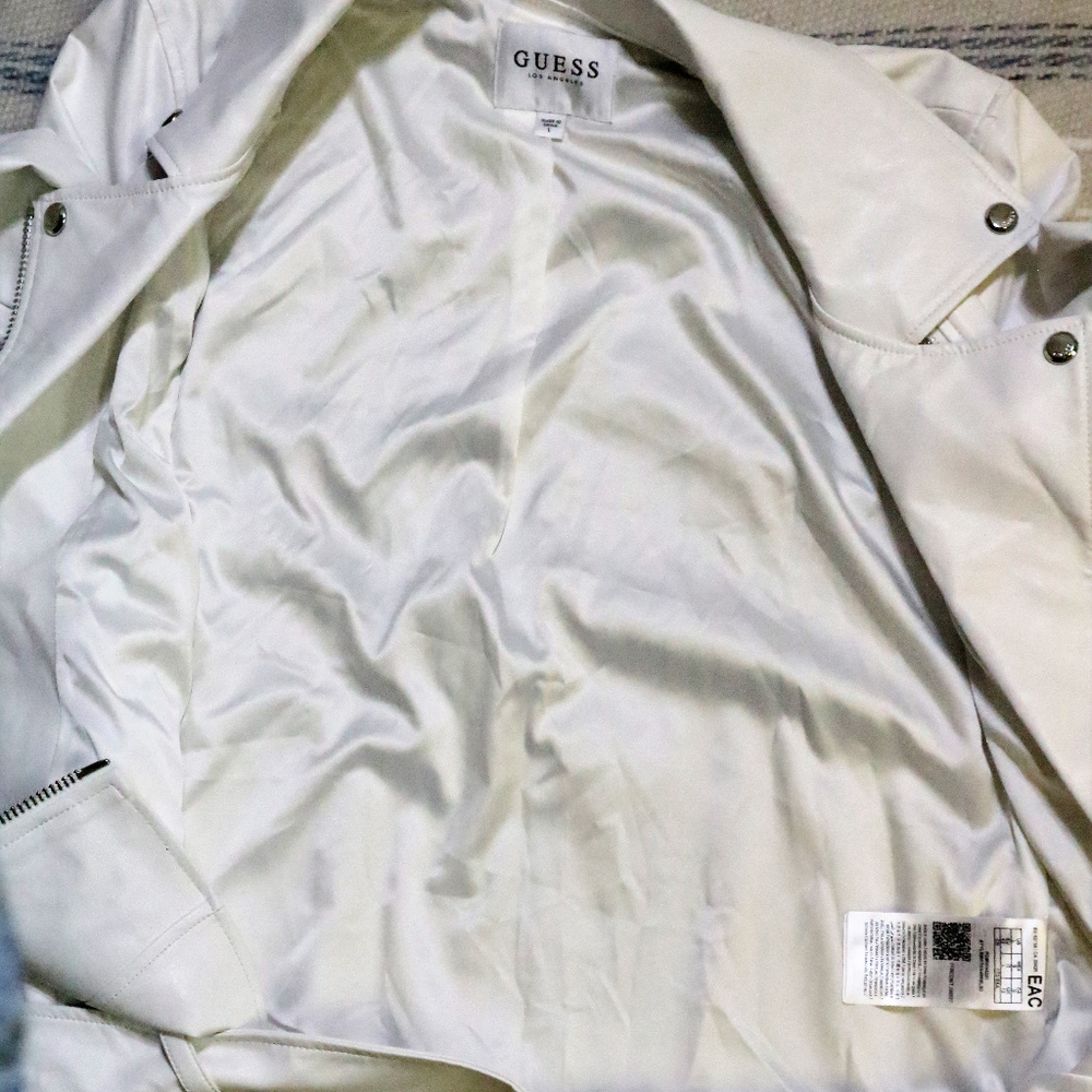 GUESS LS Hart Bright White Moto Jacket NWT Sz LG Women - Picture 4 of 8